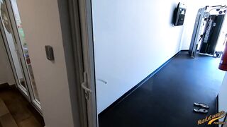 Fitness Girl training her huge booty with rough anal sex