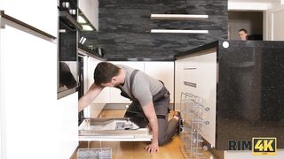 RIM4K. Nice red haired in pantyhose has spontaneous sex with plumber