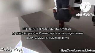 Actrice amateur française piège réellement un artisan et lui demande de filmer pour faire une vidéo