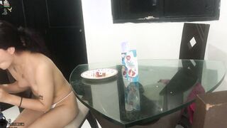 I got very freaky when I eat a beautiful cock with strawberry and cream FULL STORY