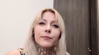 Inked Cutie Nayomi Sharp blows Sascha's huge dick