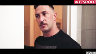 Romanian Hottie (Anya Krey) Sexual Sex With Huge Penis Masseur - LETSDOEIT