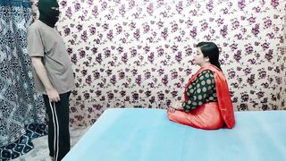 Amazing Desi madam getting sex from her house worker boy