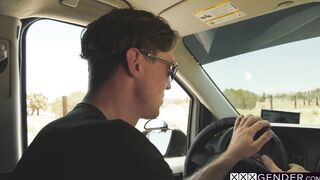 Hitchhiker Khloe Kay fucks stranger