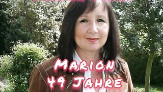 Marion takes into her juicy butt a youg cock