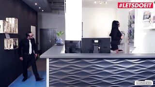 Bums Buero - Secretary With Huge Jugs Fucks Into The