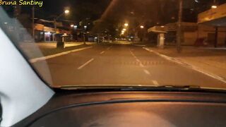 I offered a rides to the beauty who was walking alone on the street, and she had sex with me out of gratitude.