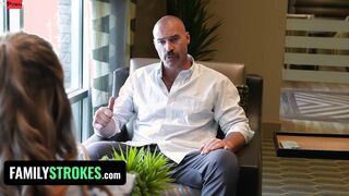Slim Step-Daughter Summer Vixen Takes Stepdaddy's Gigantic Dick On The Couch - FamilyStrokes