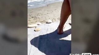 Beach play on Periscope