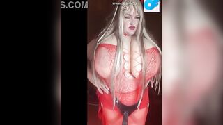 Red devil lady with fake-cock is giving instructions