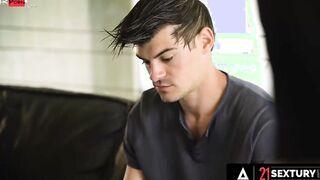 21 SEXTURY - Saucy Bae Alexis Crystal Will Entice Toby And Josh To A Bombshell double penetration Session
