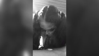 sexxy 18 year old puppy women sucking off cock