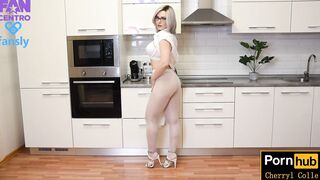 TOTAL WHITE FOR A milf
