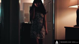 MODERN-DAY SINS - Slender PAWG Spinner Jane Wilde Submits To First double penetration And Gets Dominated By 2 Men