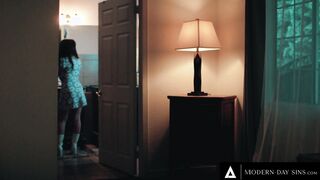 MODERN-DAY SINS - Thin PAWG Spinner Jane Wilde Submits To First double penetration And Gets Dominated By 2 Men
