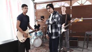 Review de "I WANNA NAILED YOUR MILF"