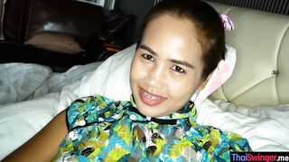 Asian played with her pussy before sex