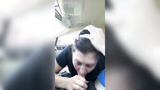 19 Year Old Skank Blows Penis Because Of Daddy Issues