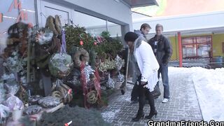 2 men pick up and boned goddess mature old