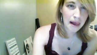Cathycutie86 cum's hard
