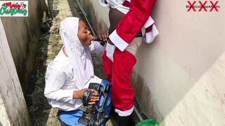 Christmas came earlier for naïve 18yo college press bimbos on Hijab as Santa gave her beauty Banged! public the compound while she tries the new school camera (See Bombshell full videos on RED)