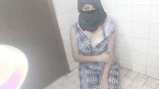 Muslim Real Long Breasts Hijab Arab Masturbates Creamy Soak Cunt To Orgasm On Web Cam For Allah