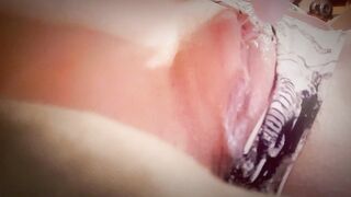 Cumming close up