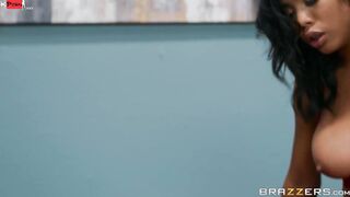 Gets Ripped Movie With Xander Corvus, Nia Nacci - Brazzers Official