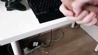 So Geil Gewichst uncut cock wank