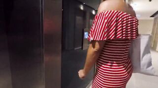 Booty Porn Babe Invites To Fuck In Hotel Room