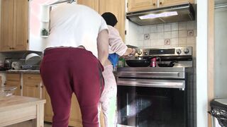 Iranian mother banged inside kitchen سکس با زن جنده همسایه امیر توروخدا بزار برم