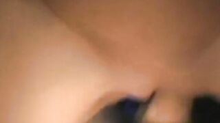 ヌルヌルまんこ中まで丸見え