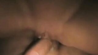 ヌルヌルまんこ中まで丸見え