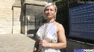 Crazy Sexy cougar Kim loves fitness and anal sex