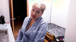huge assed momma surprises her stepson's best friend at home. She sent us the scene!