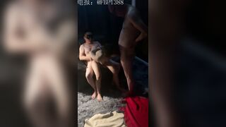 在酒店约骚货玩3P捆绑SM无套内射，自拍
