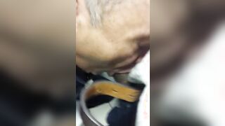 Baixinho me chupa ate gozar - 3 de 3