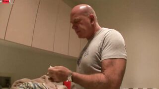 African hot Gets Sexsual Needs Fulfilled By White Stepdad