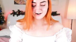 cute redhair web webcam skank can deep throat a huge sex dildo
