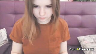 Cute Teenie Moans From a Bombshell Masturbation