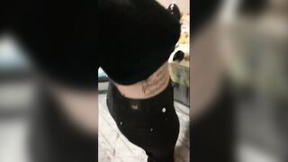 negao pirocudo me deu 50 reais para chupar seu pauzao