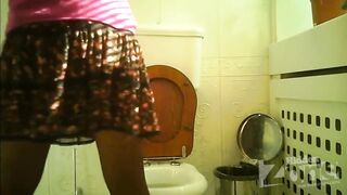 Girls in the Bathroom part 1