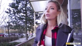 Well-shaped blonde Isabella Deltore fucks for some cash