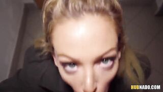 Well-shaped blonde Isabella Deltore fucks for some cash