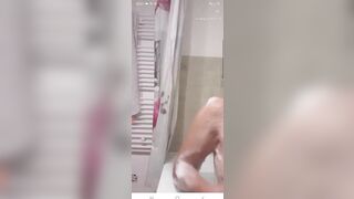 facecast young mom Goddess bath tub tease