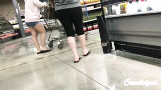 Candid Colombian 19 year mature jean shorts