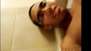 Asian girl blowjob in the bathtub while chatting - POV