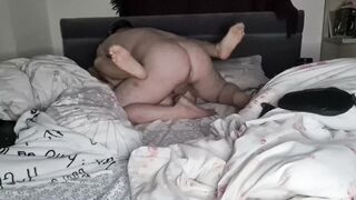 She let him pounded her snatch while she has a big toy already into of her vulgar hole