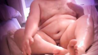Bear Chub Baby Lotions Entire Body on Webcam