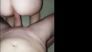 Svensk amatör doggystyle-sex